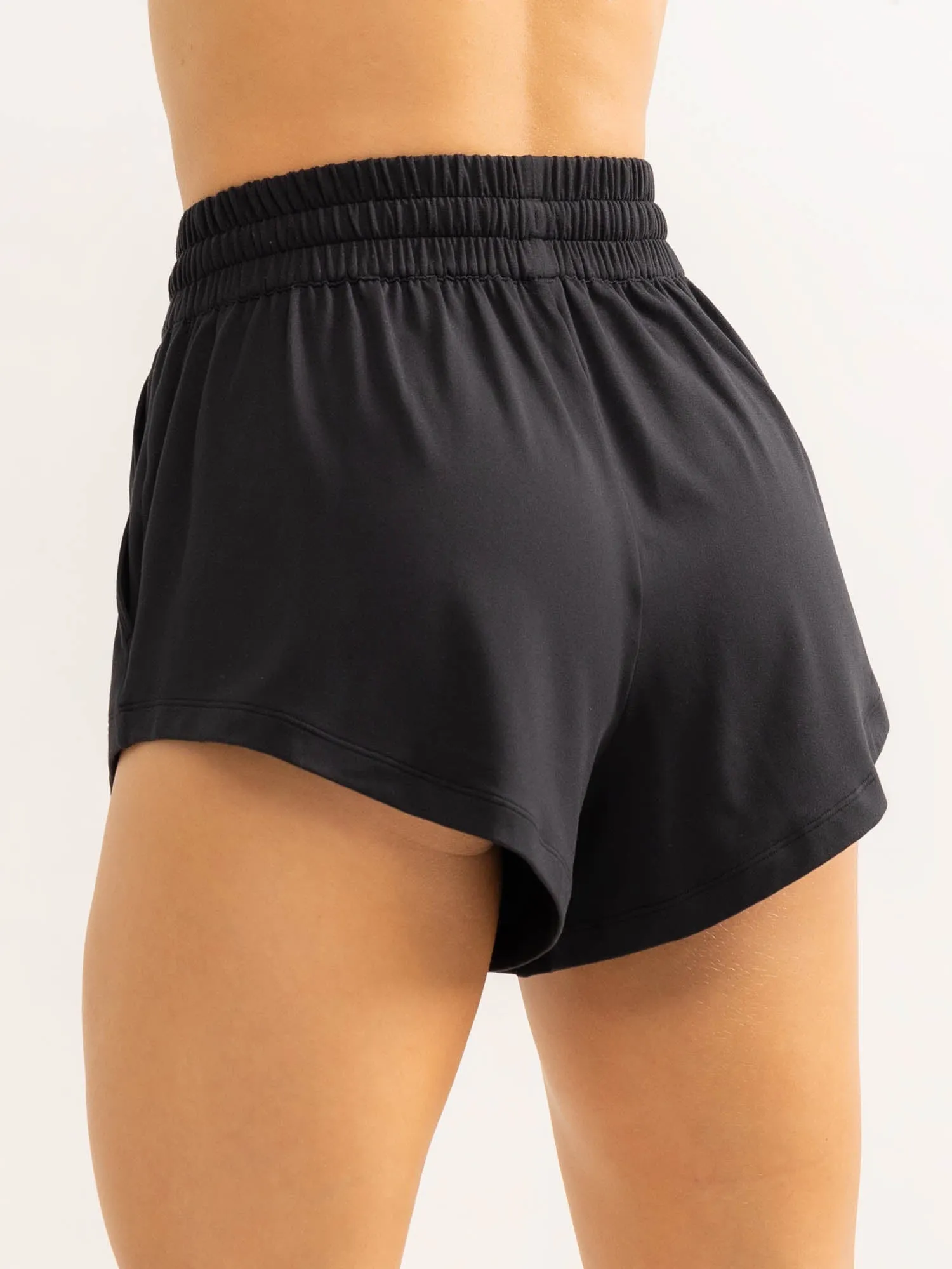 Soft Tech Shorts - Black padded shorts