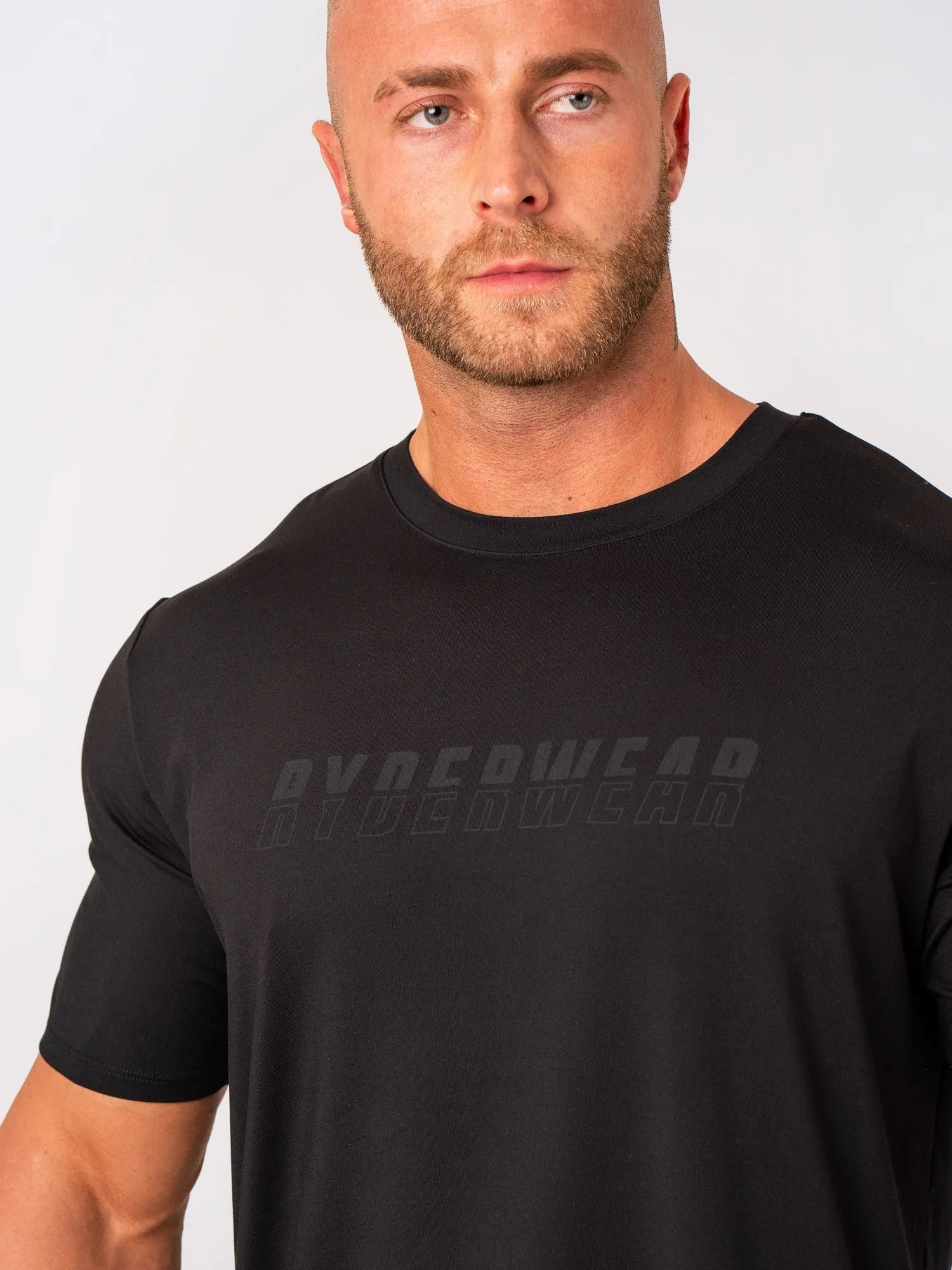 Soft Tech T-Shirt - Black casual look