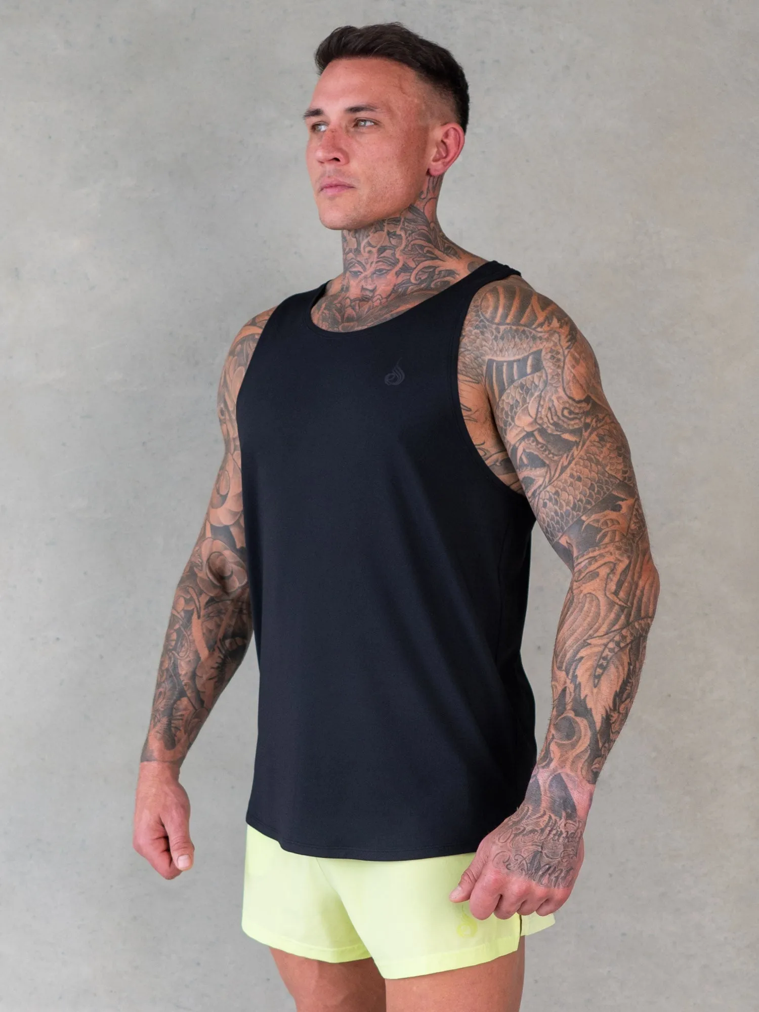 Soft Tech Tank - Black minimalist style
