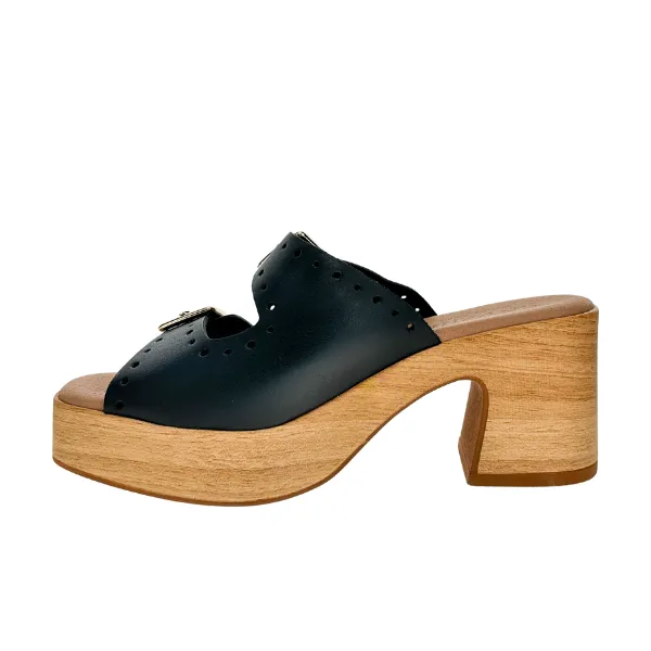 Sovella Women's Paola Black explore more