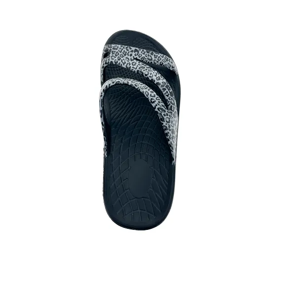 Sovella Women's PF Slide Black/Leopard Cozy Day