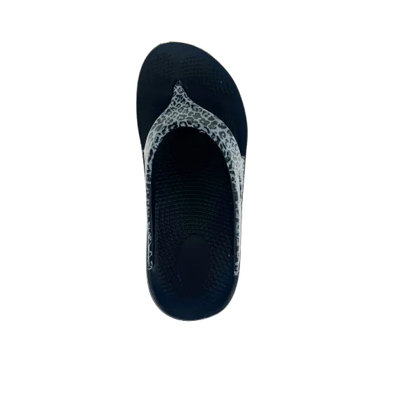 Sovella Women's PF Thong Black/Leopard Bare Skin