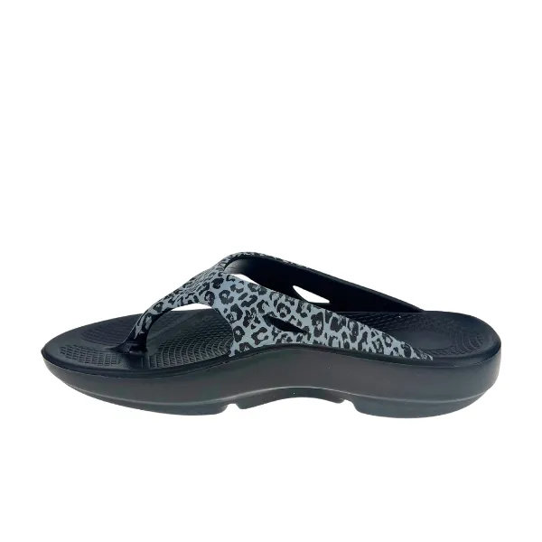 Sovella Women's PF Thong Black/Leopard Lounge Feel