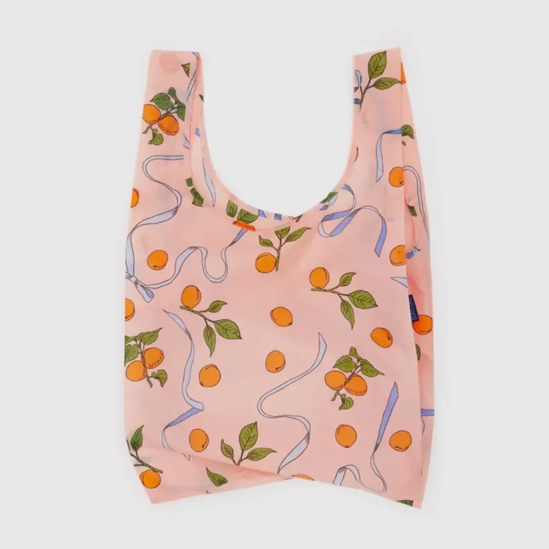 Standard BAGGU in Apricots picnic companion