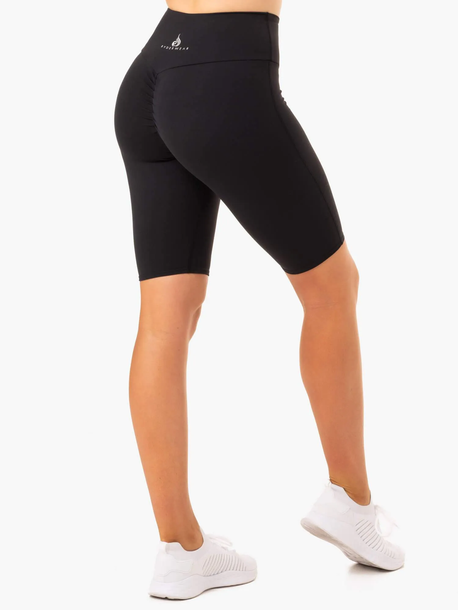 Staples Scrunch Bum Bike Shorts - Black breathable panels