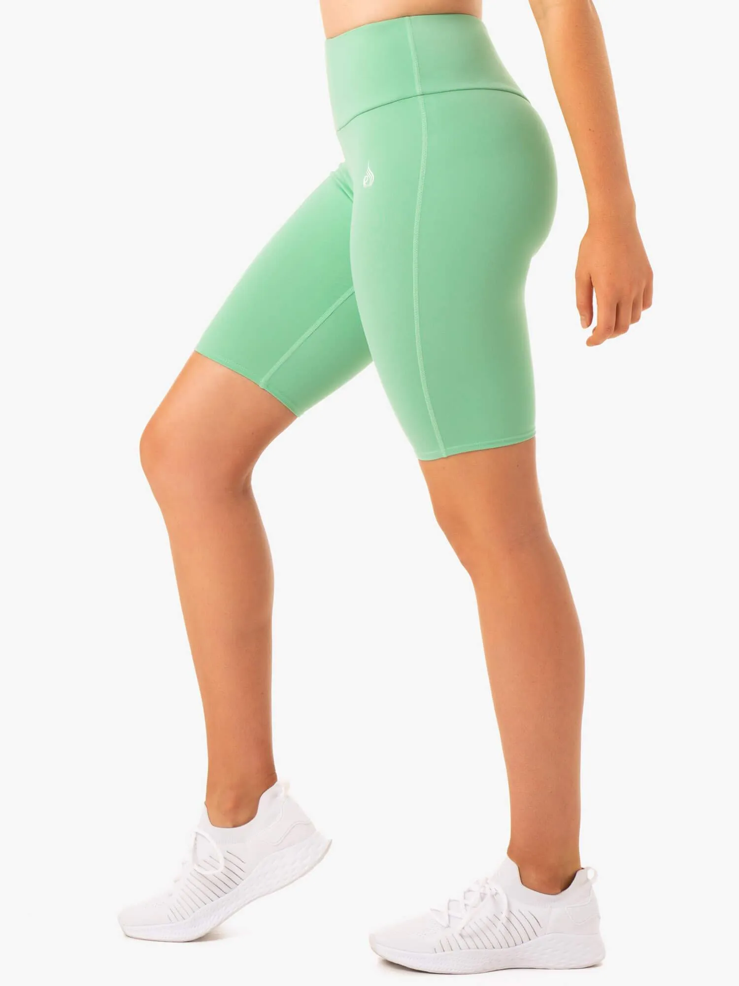 Staples Scrunch Bum Bike Shorts - Neomint gym outfit