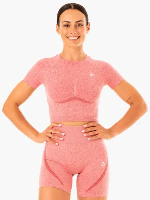 Staples Seamless T-Shirt - Pink Marl versatile style