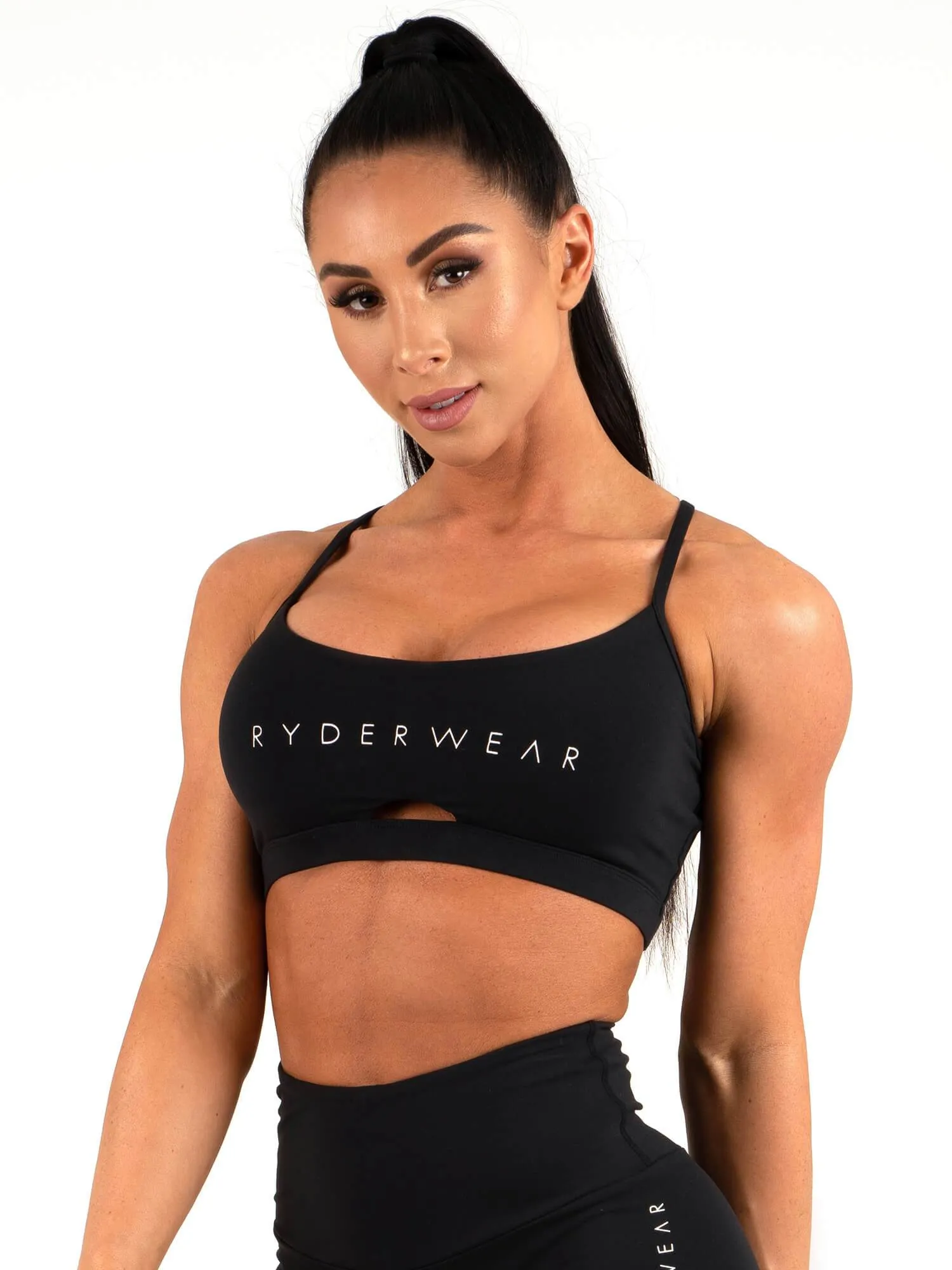 Staples Sports Bra - Black Pressure Ease