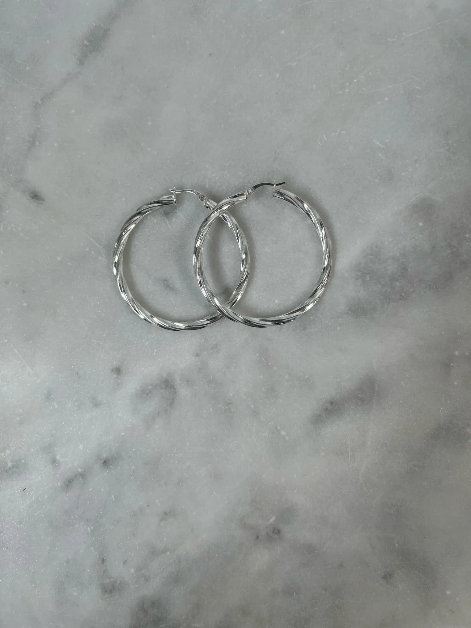 Sterling Large Twisted Hoop versatile pick