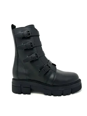 Stewie Buckle Boot in Black from Novacas camp chill