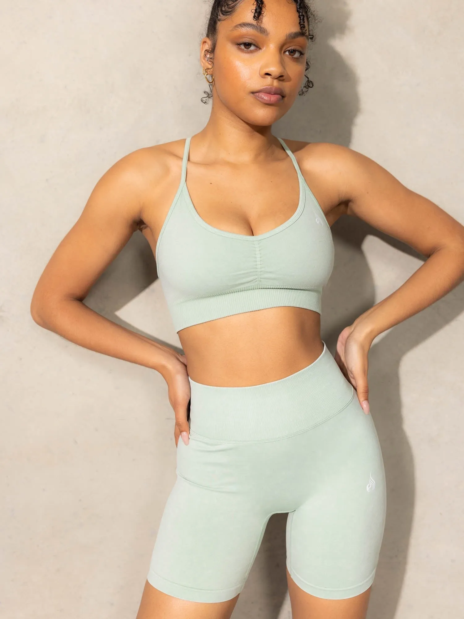 Stonewash Seamless Sports Bra - Mint Stonewash No Pressure