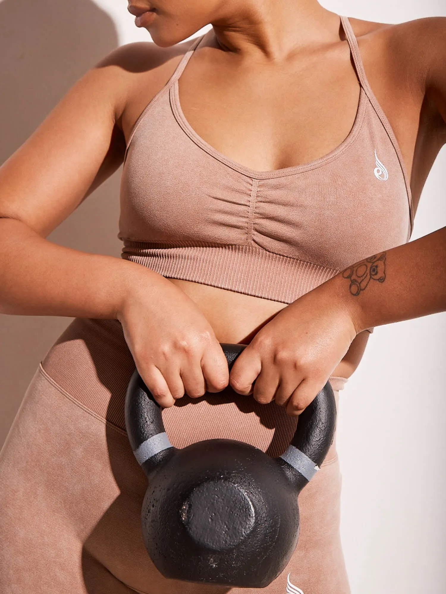 Stonewash Seamless Sports Bra - Tan Stonewash Tight Support