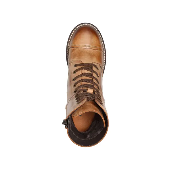 Taos Women's Crave Boot Caramel off duty