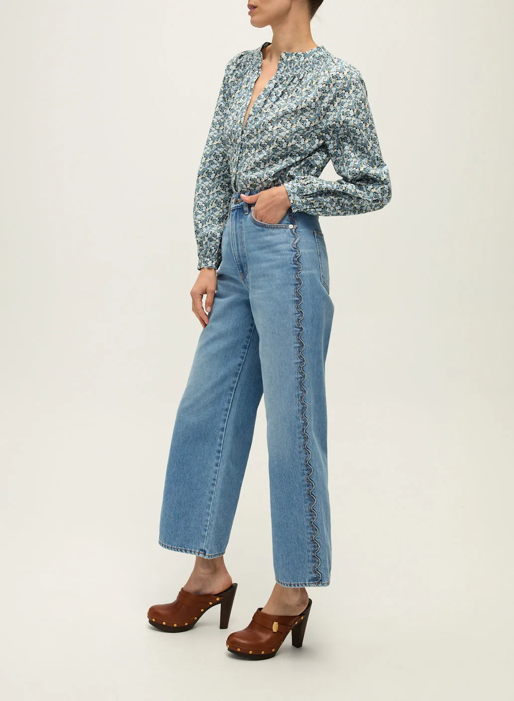 Taylor Cropped High Rise Wide breathable fabric