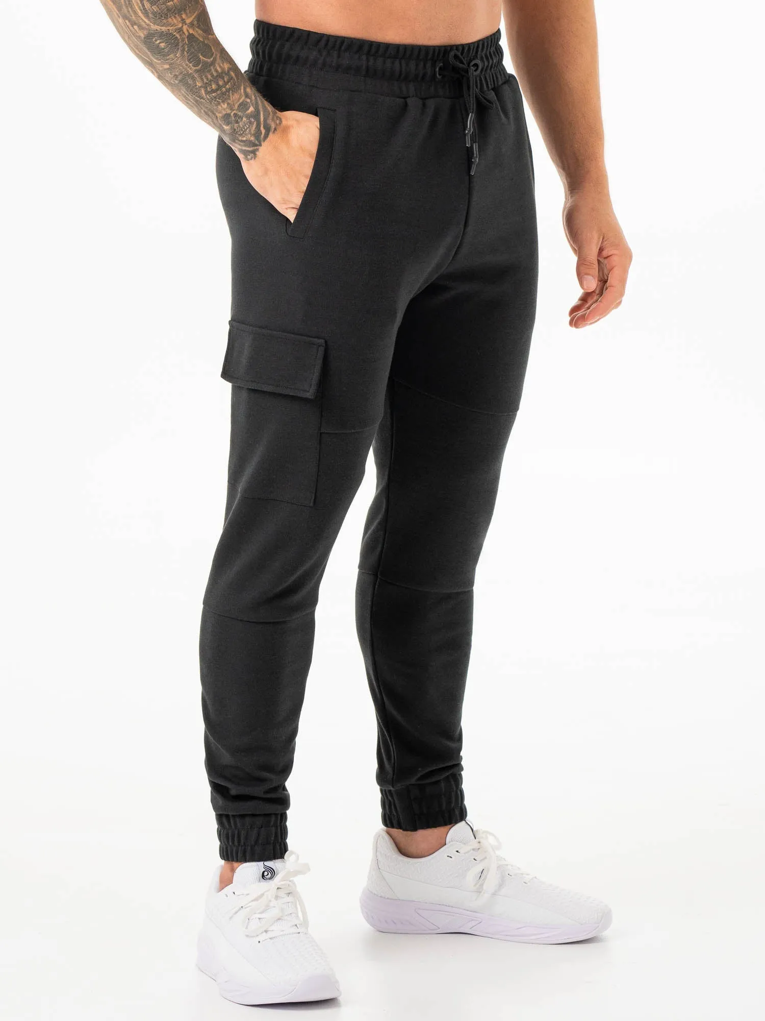 Tech Cargo Pant - Black Travel Lightweight
