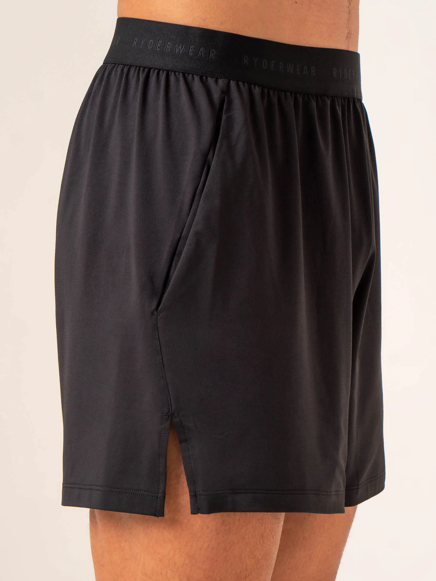 Terrain Mesh Gym Shorts - Black heat dissipation