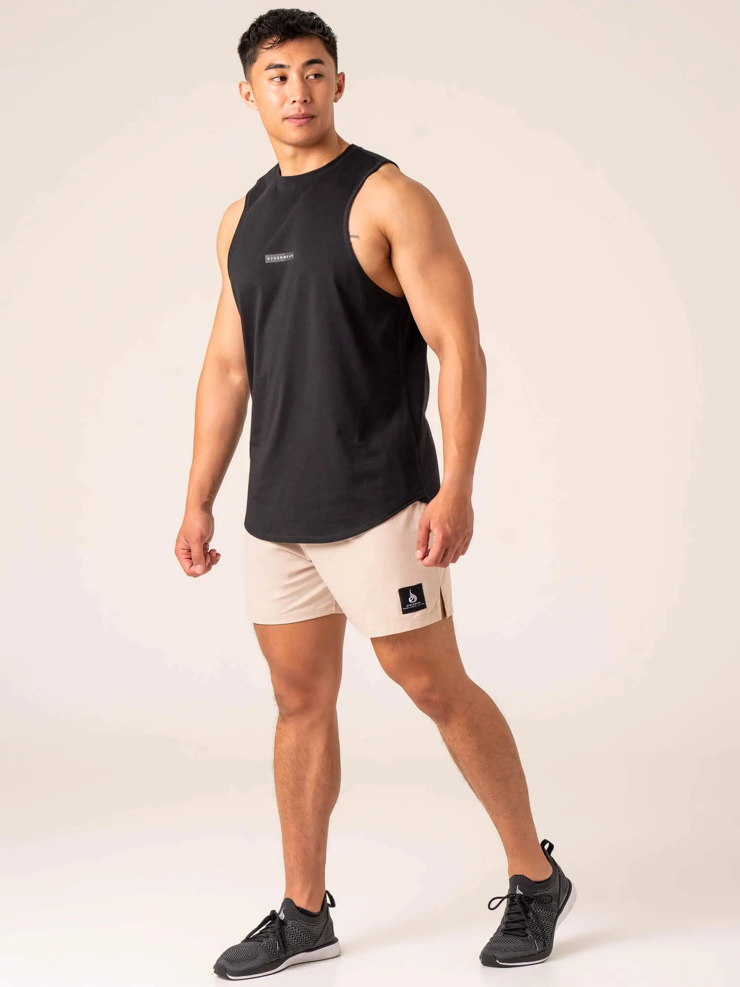 Terrain Mesh Gym Shorts - Chalk training gear
