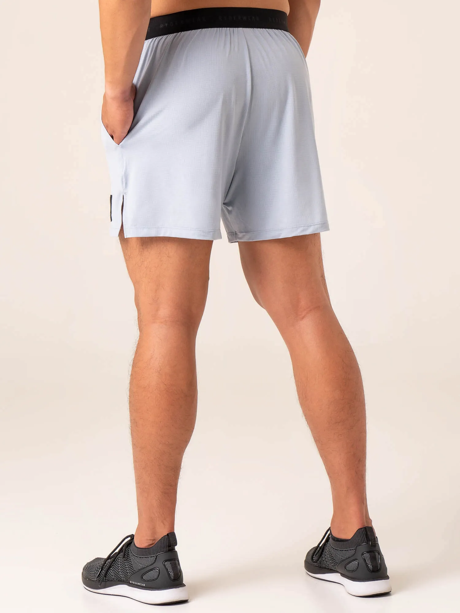 Terrain Mesh Gym Shorts - Ice Blue urban active