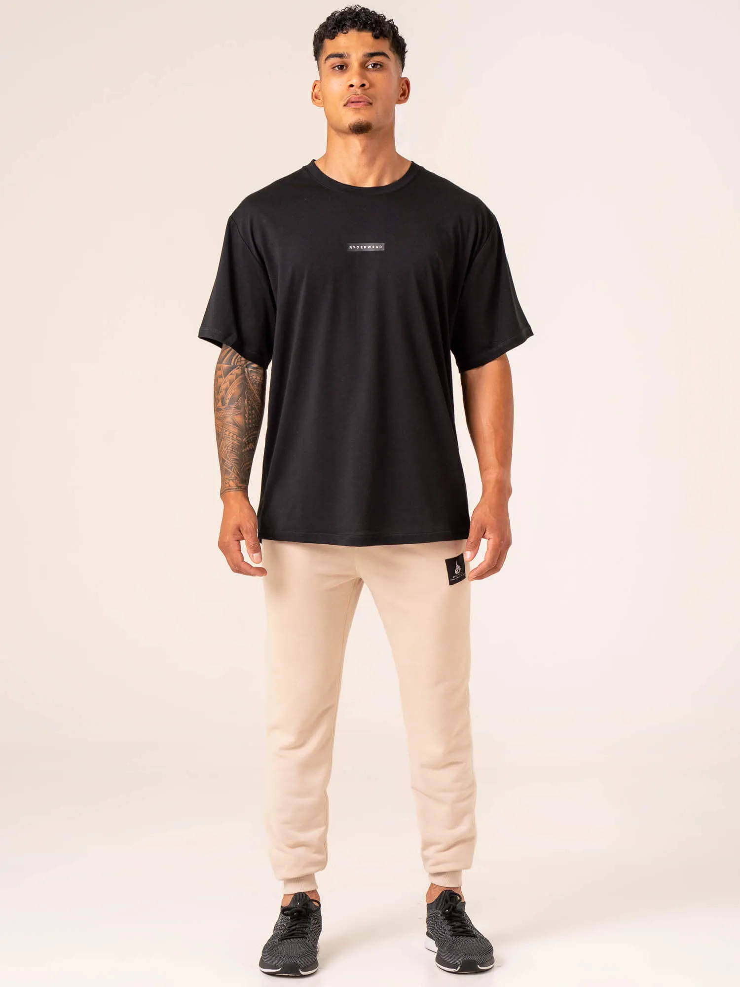 Terrain T-Shirt - Black warm fit