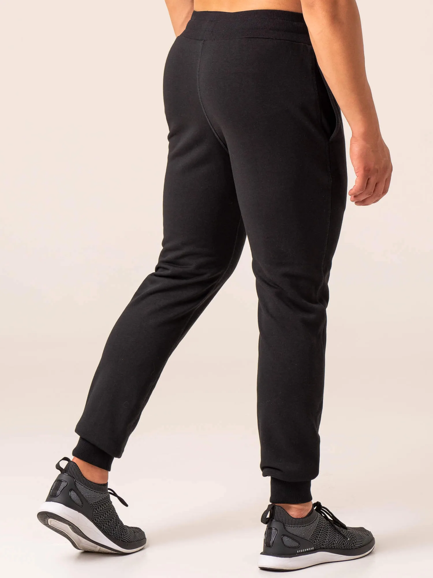 Terrain Track Pants - Black Multi Pocket Design