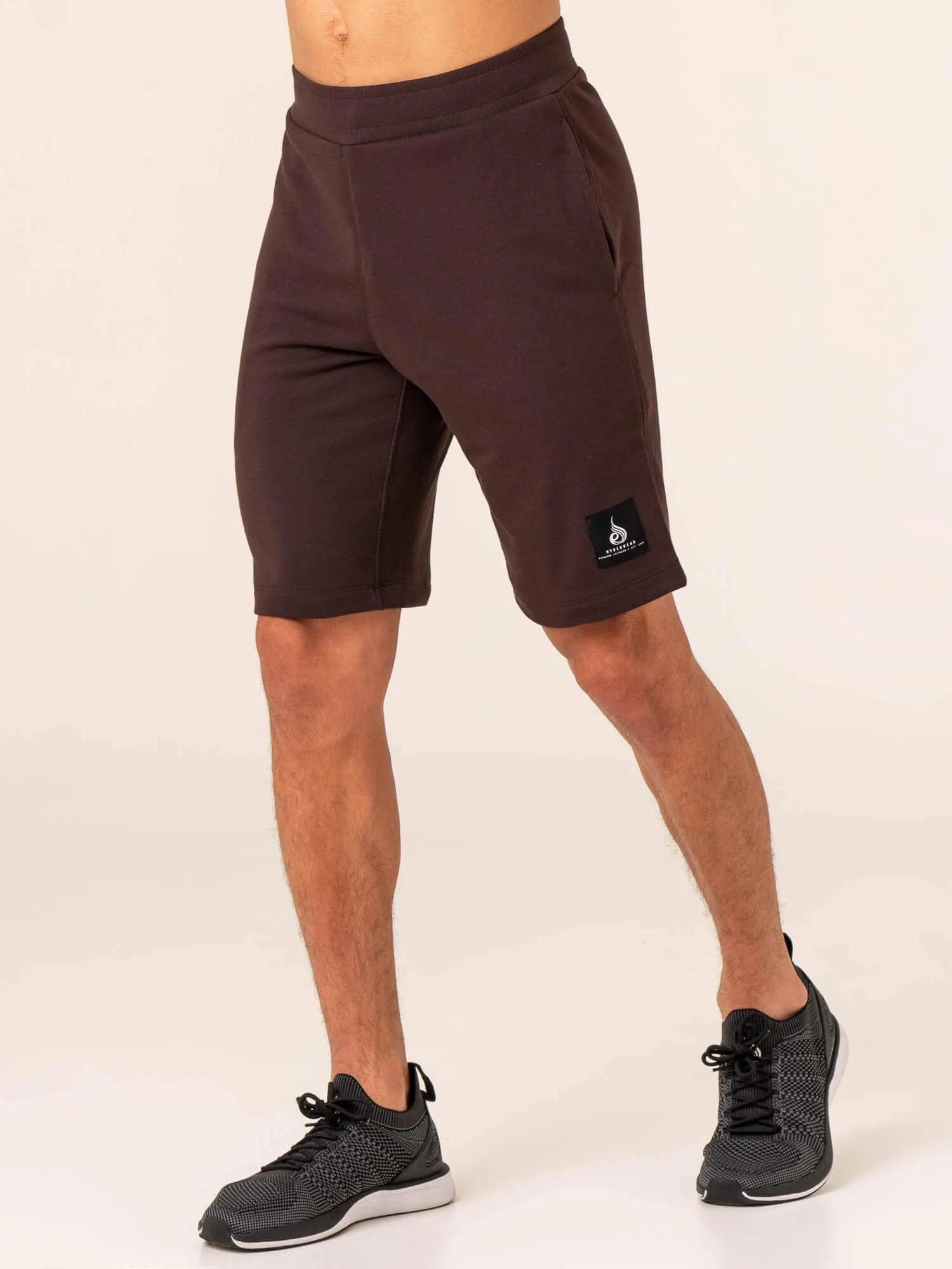 Terrain Track Shorts - Dark Oak gym gear