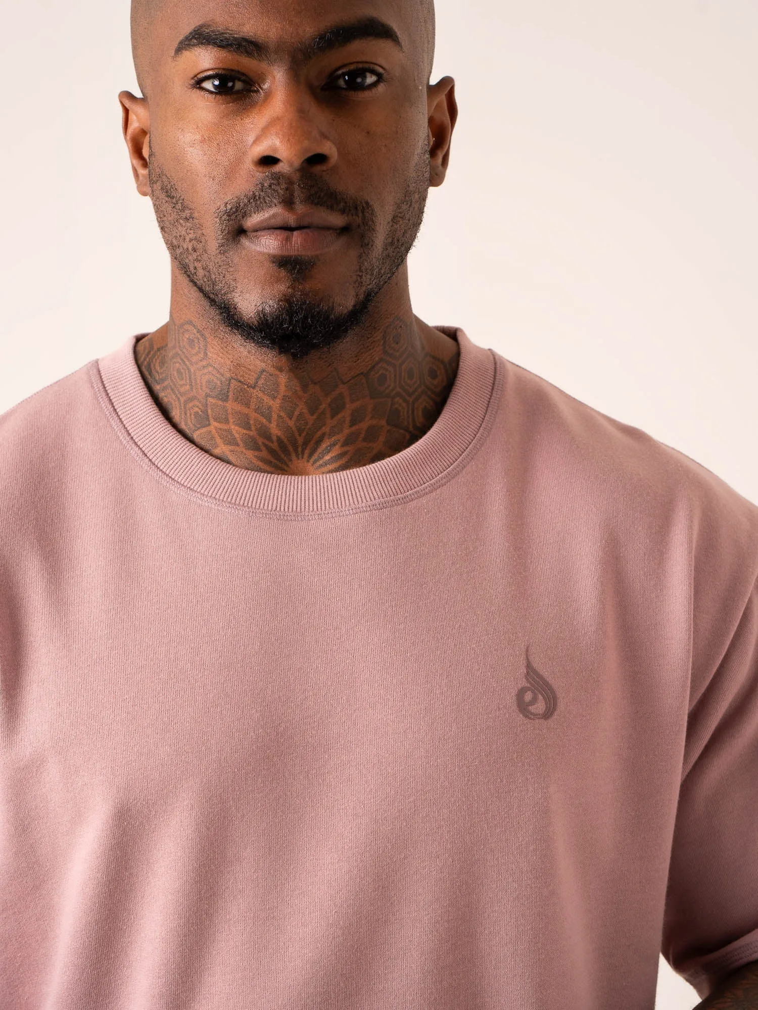 Throwback Oversized Fleece T-Shirt - Cinder casual friday