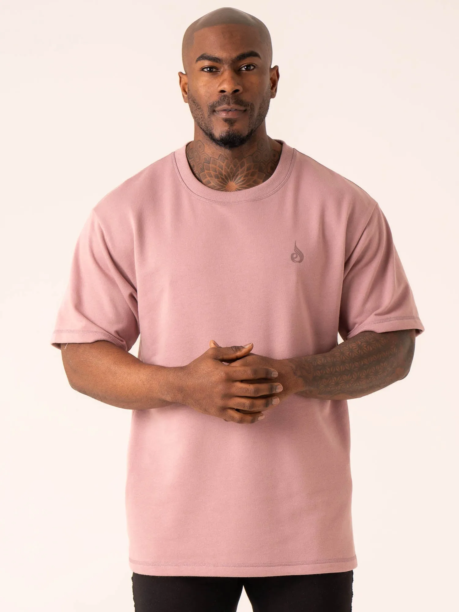 Throwback Oversized Fleece T-Shirt - Cinder weekend style
