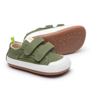 Tip Toey Joey Boy's and Girl's Bossy Green Sneakers - Lona Verde Pistache chill edge