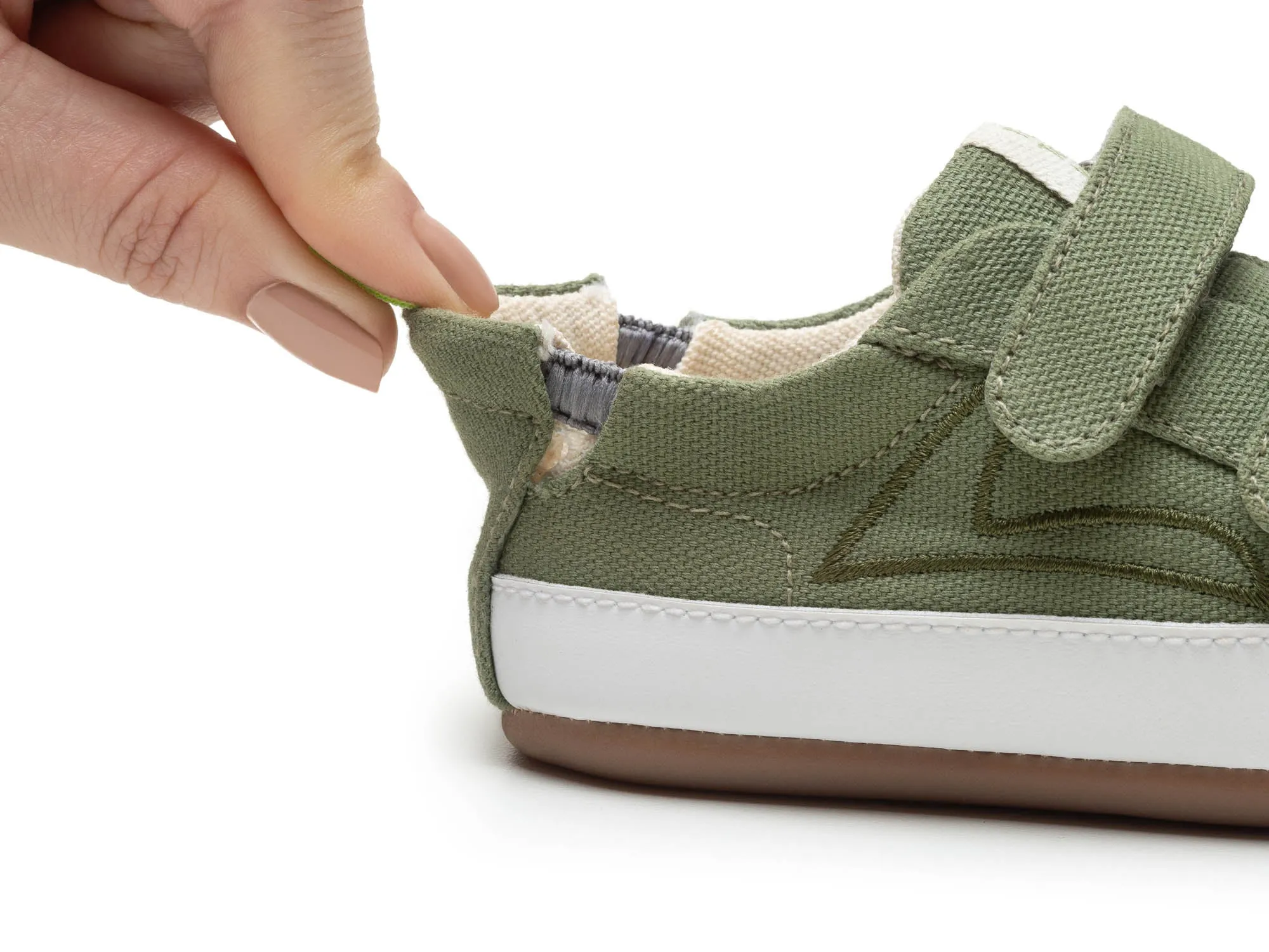 Tip Toey Joey Boy's and Girl's Bossy Green Sneakers - Lona Verde Pistache fit mom
