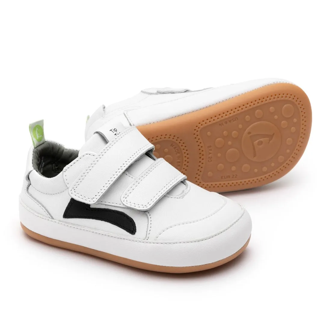 Tip Toey Joey Boy's And Girl's Landy Sneakers - White / Black easy hour