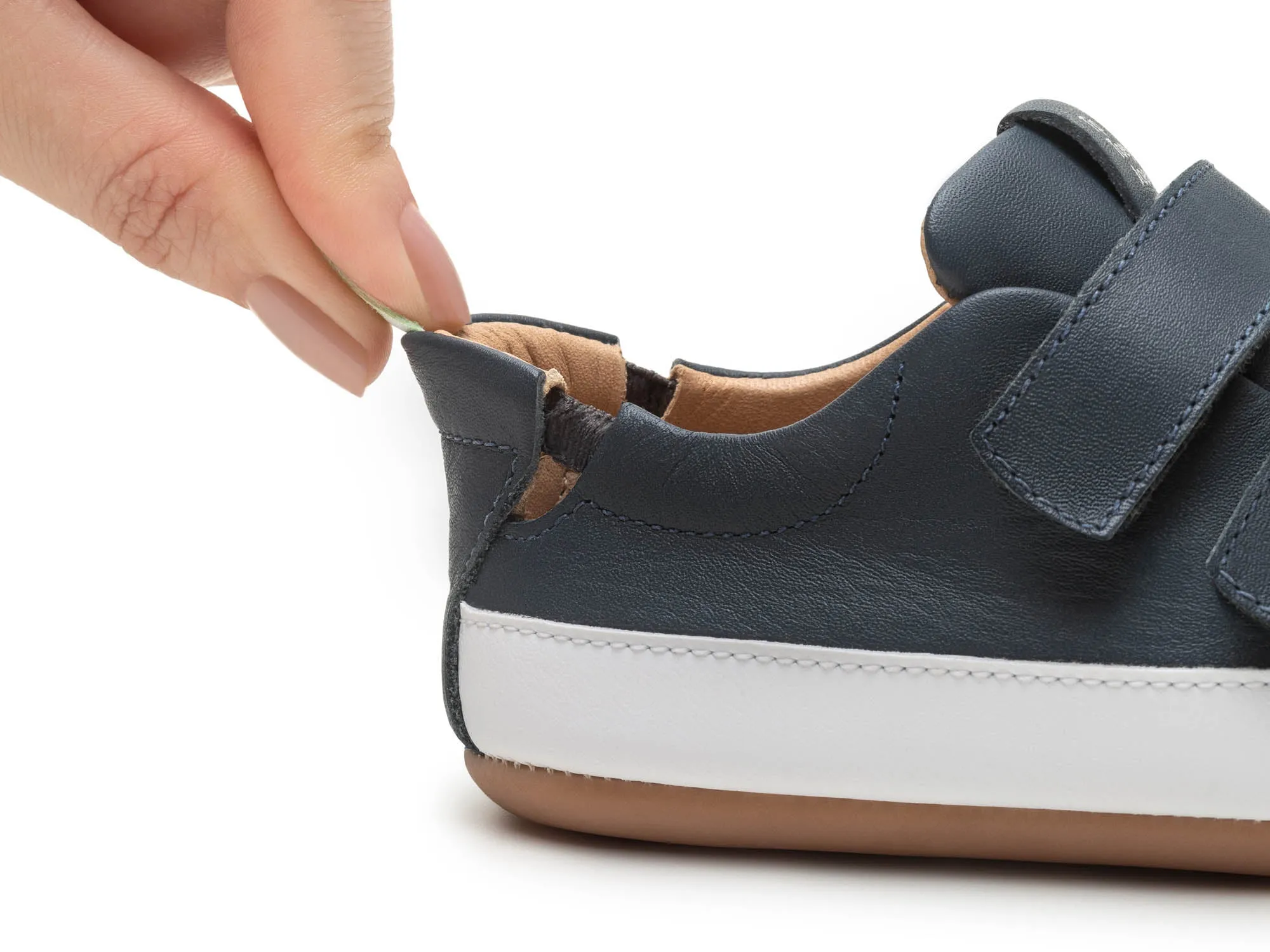 Tip Toey Joey Boy's Bossy Sneakers - Navy / White lazy walk
