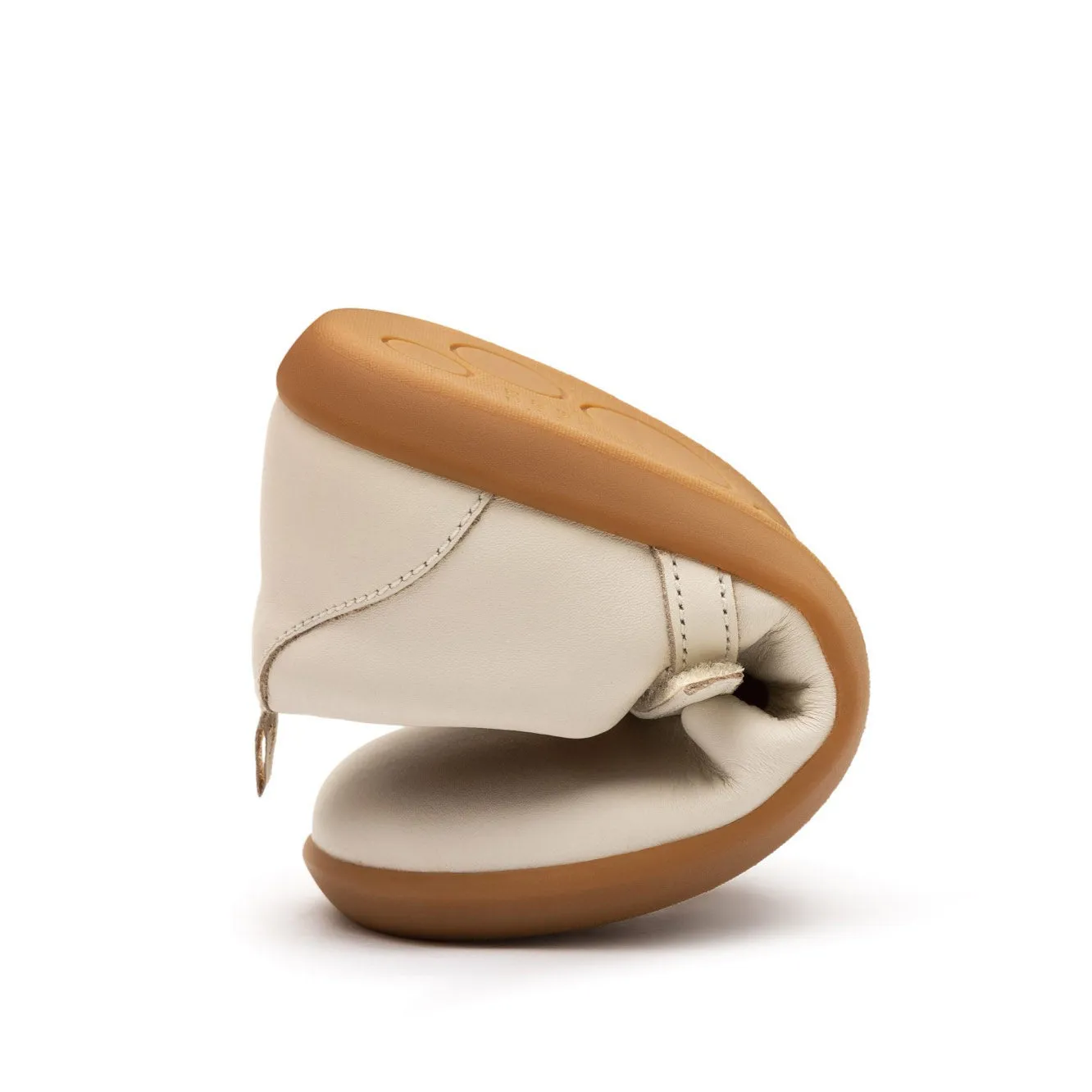 Tip Toey Joey Girl's Catch Mary Janes - Tapioca refined style