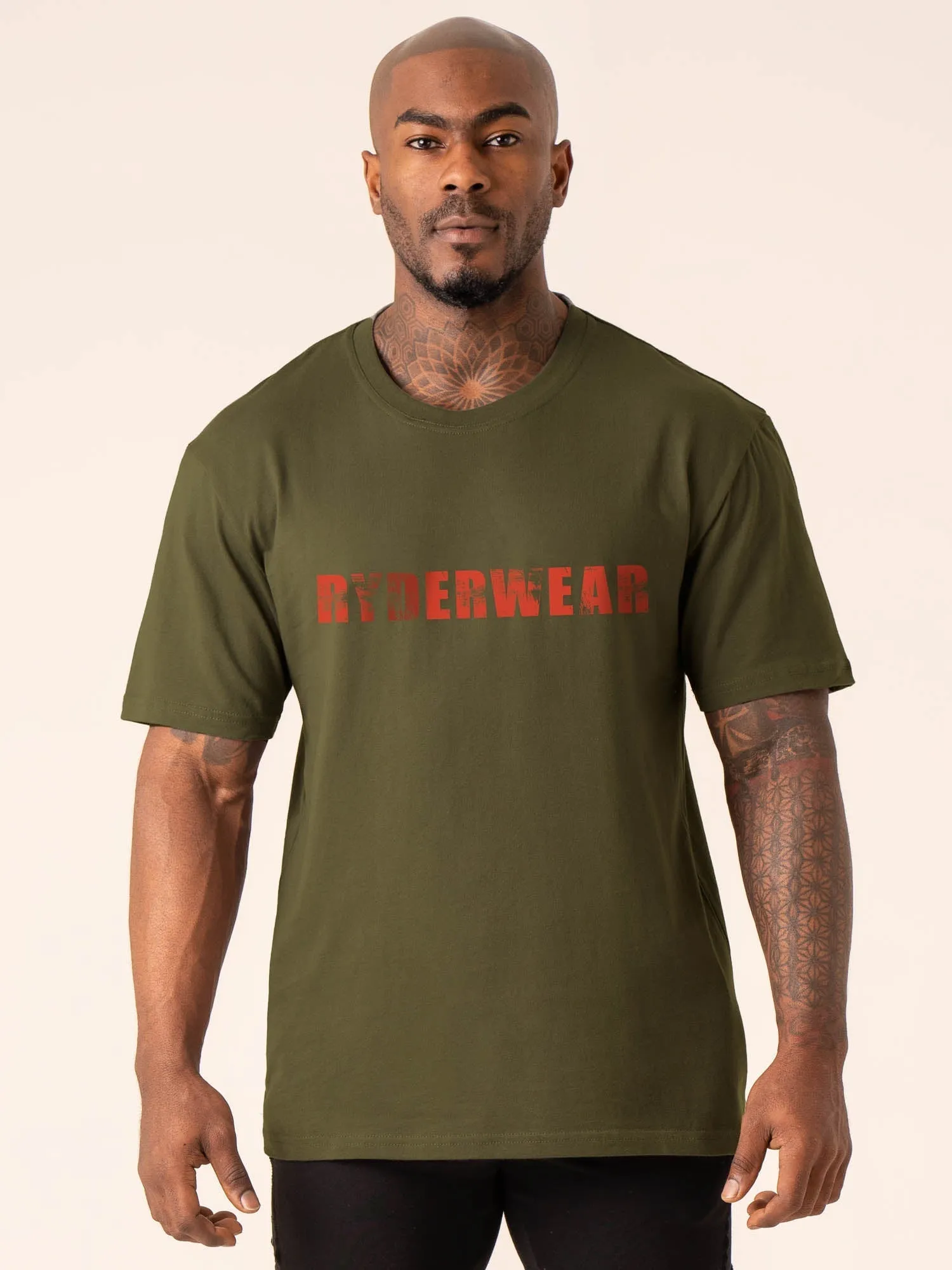Training T-Shirt - Olive weekend trip