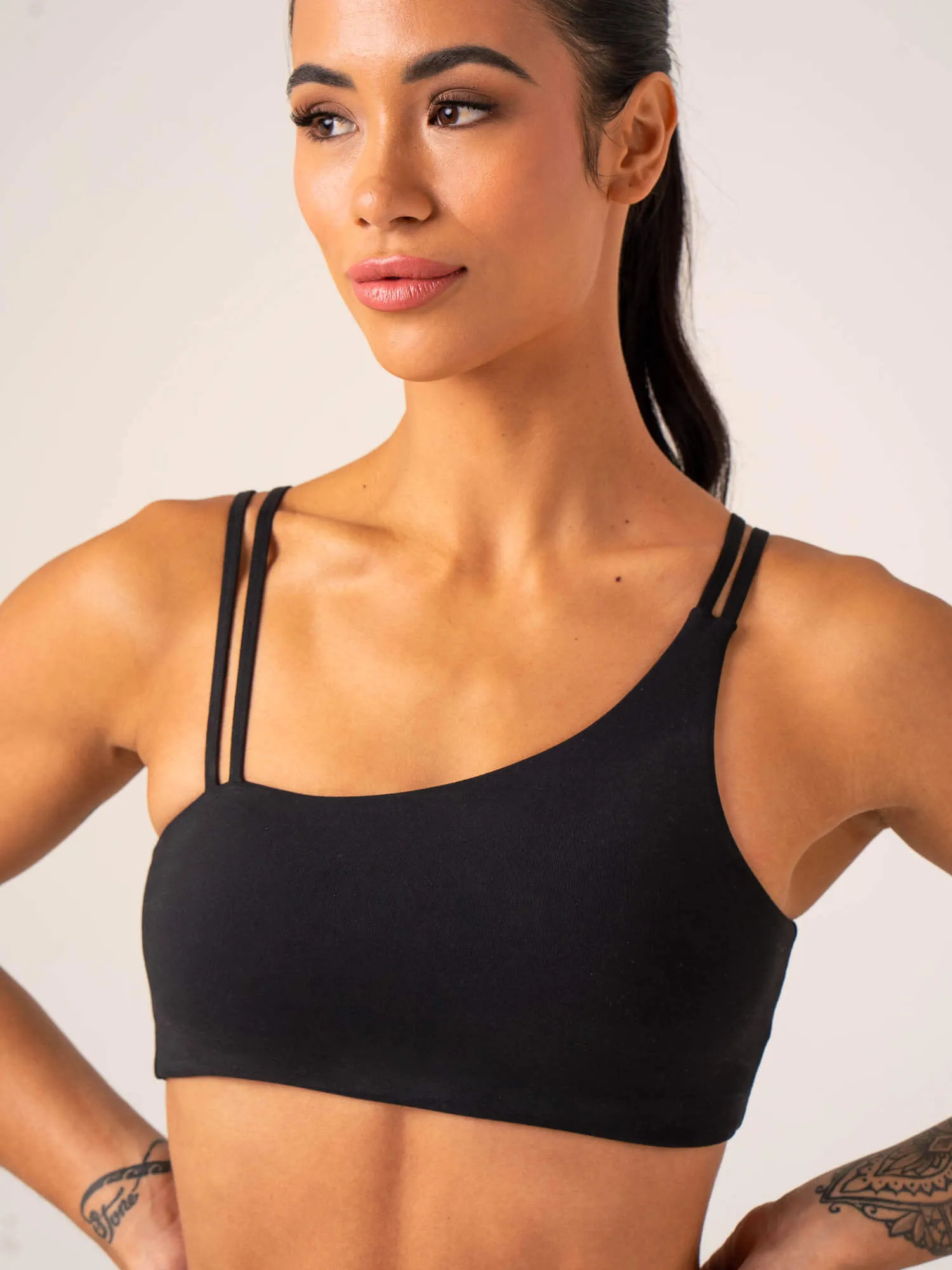 Unstoppable One Shoulder Sports Bra - Black Moisture Wick