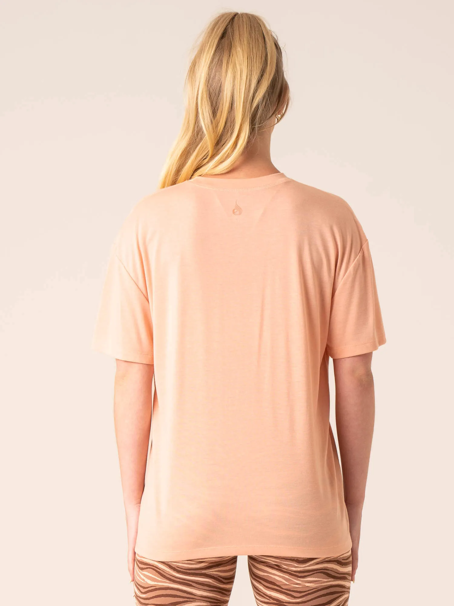 Unstoppable Oversized T-Shirt - Peach night date