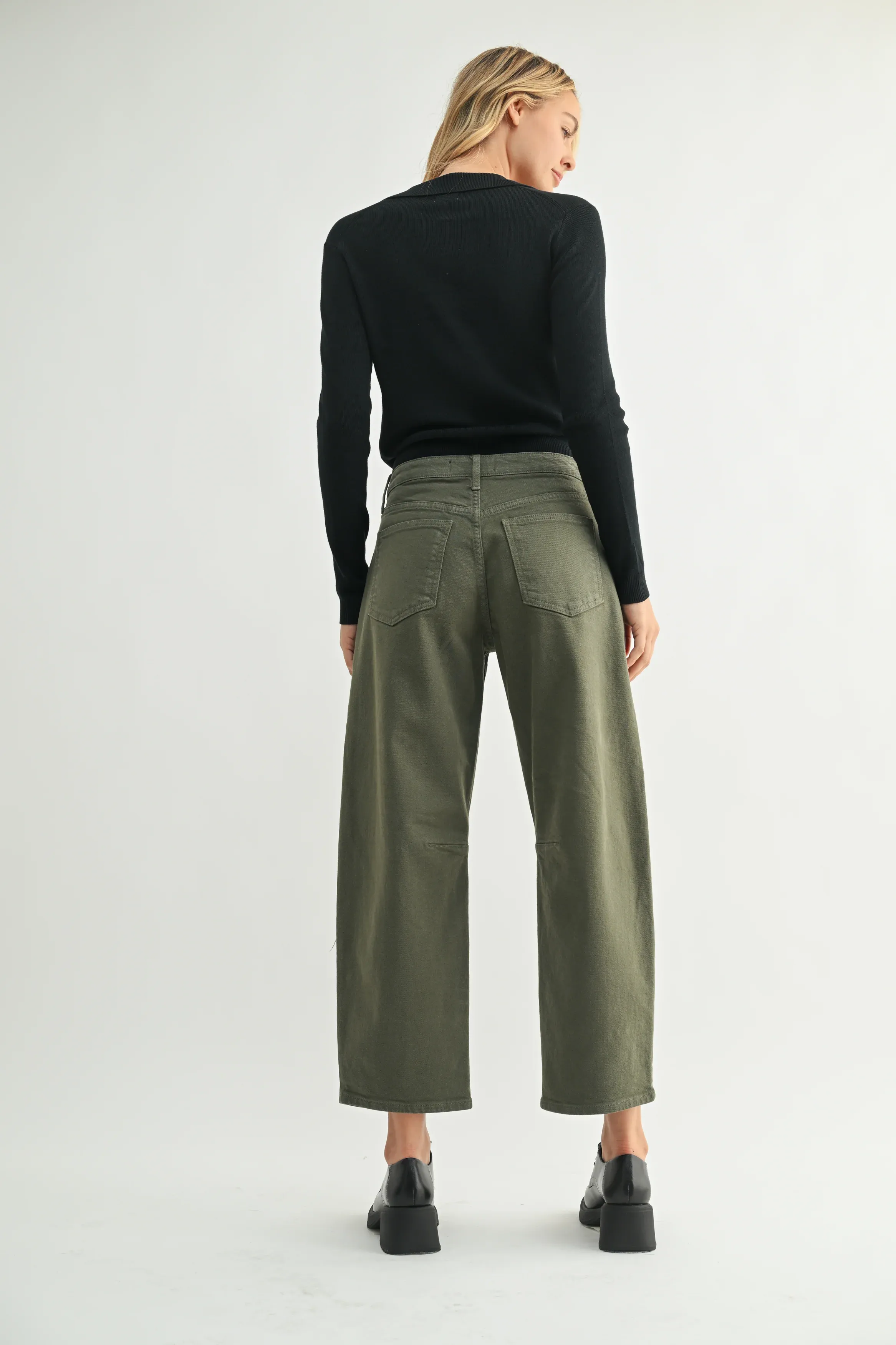 Utility Seamed Barrel Jean easy move