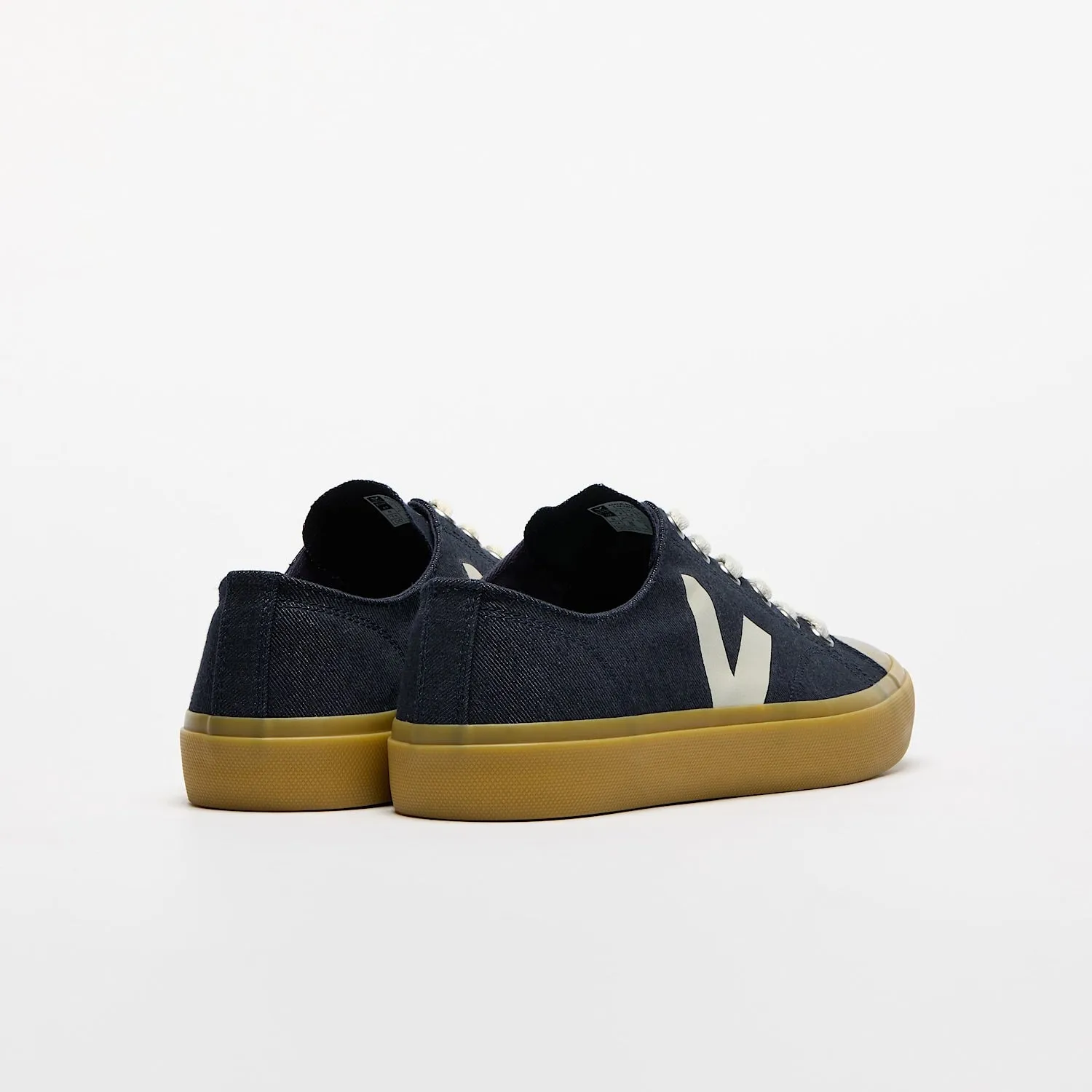 Wata II Low Denim in Blue Pierre from Veja Casual Mood