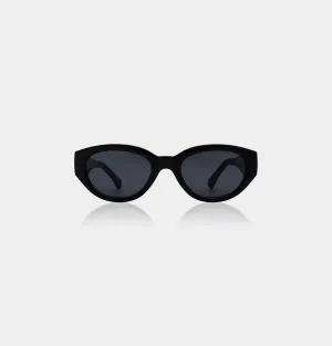 Winnie Sunglasses in Black from A. Kjaerbede light comfort