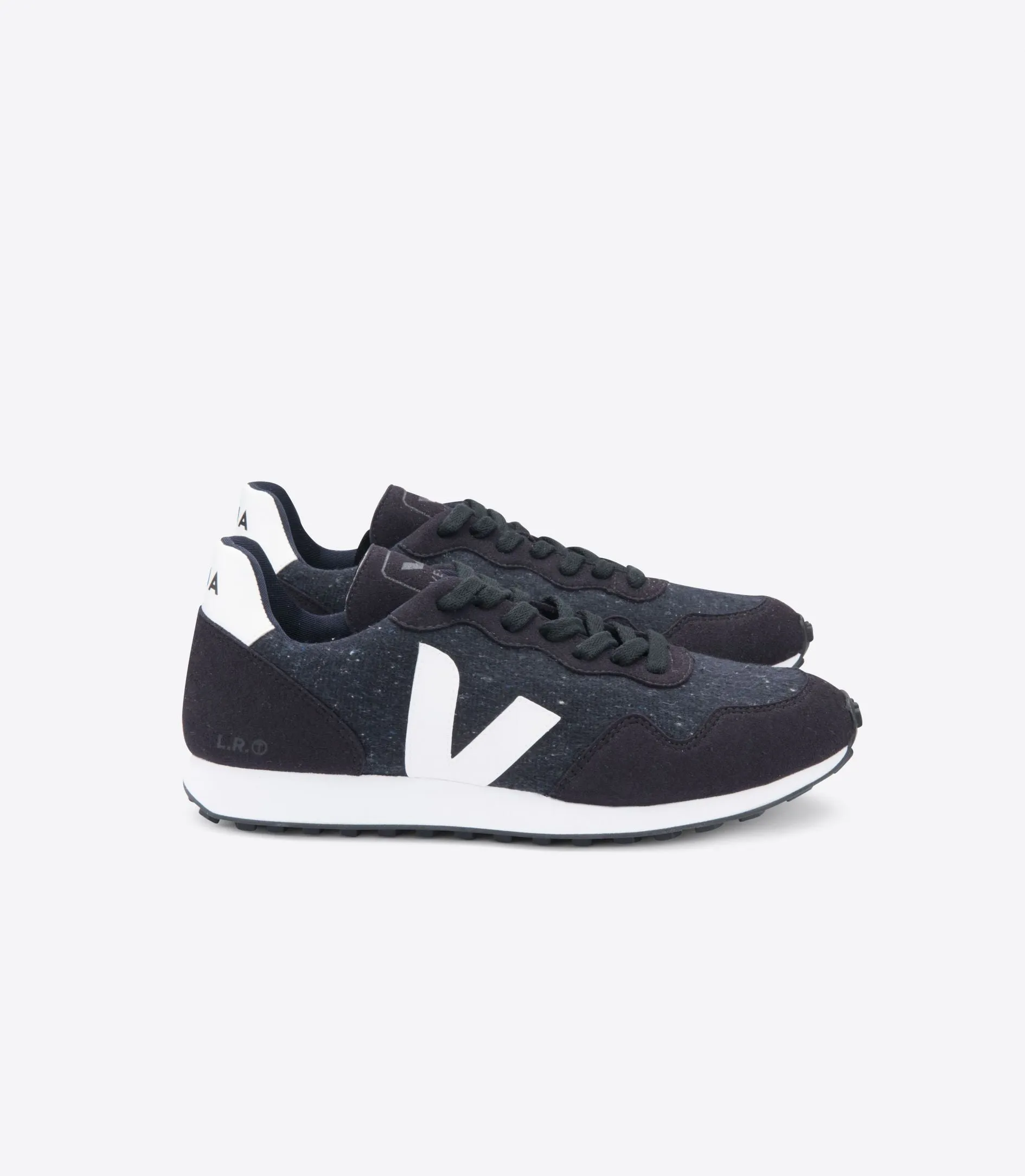 Women's SDU Flannel in Black White from Veja Power Walk