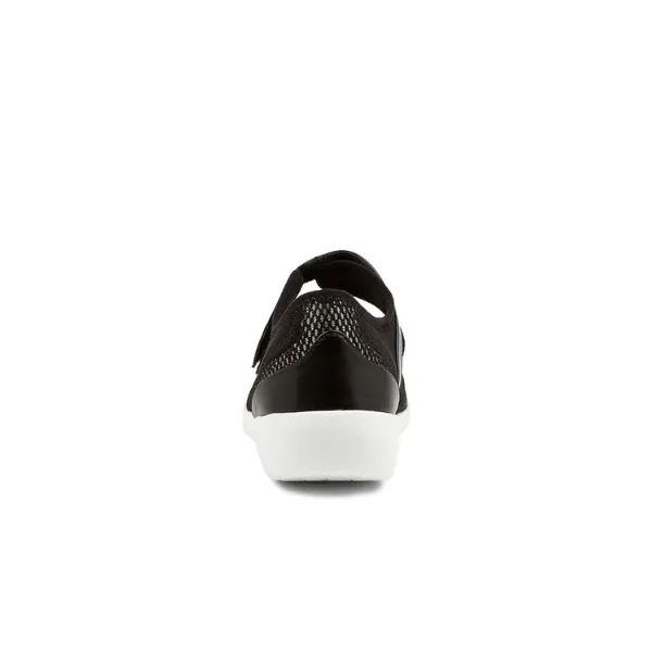 Ziera Women's Ushery Wide Black smooth ride